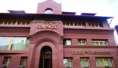 Hotel Gonduzo Odorheiu Secuiesc